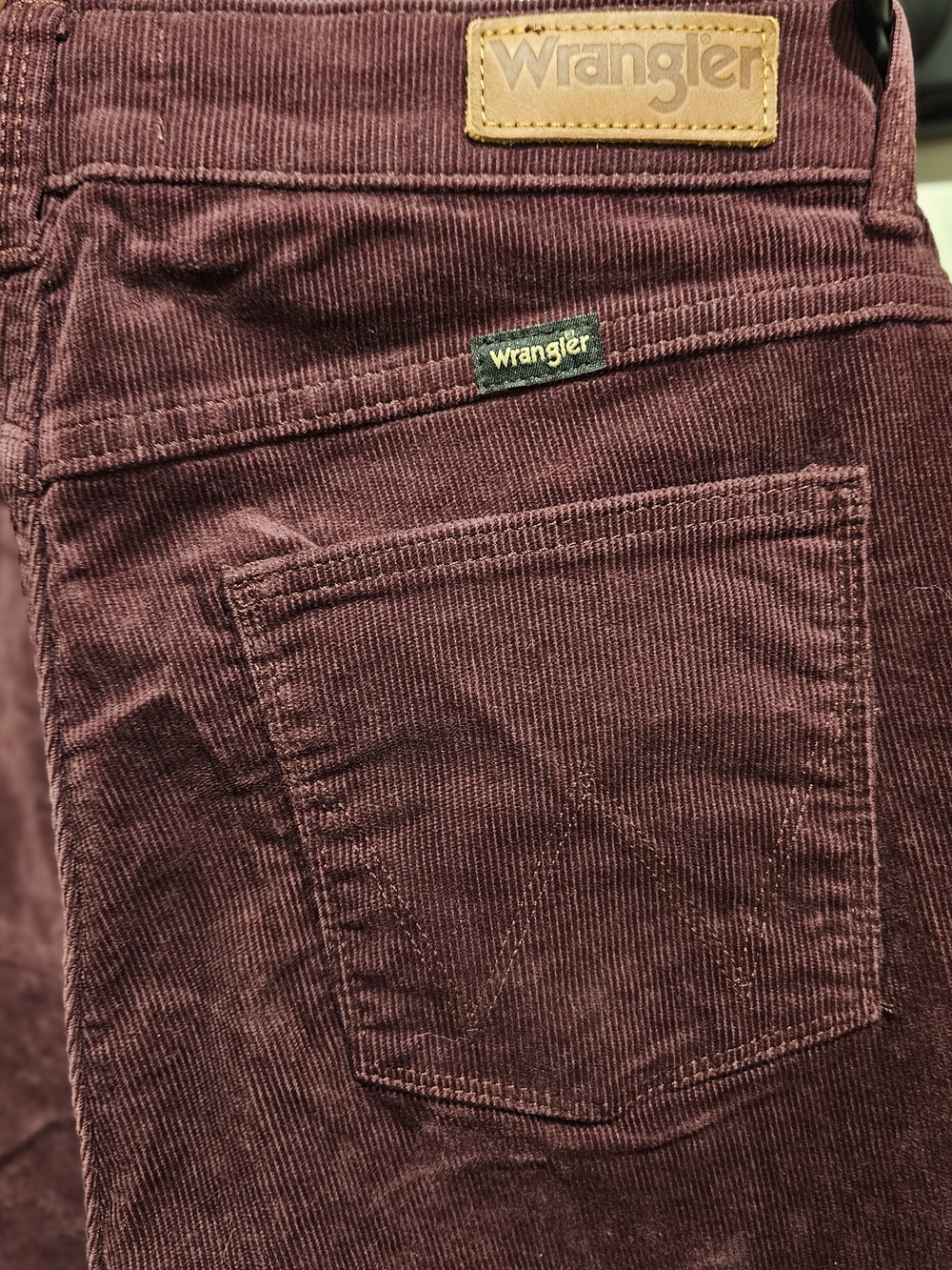 Wrangler Women’s Burgundy Corduroy Pants